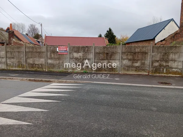 Sur DOUAI, ensemble de 2 maisons sur environ 2500 m2 
