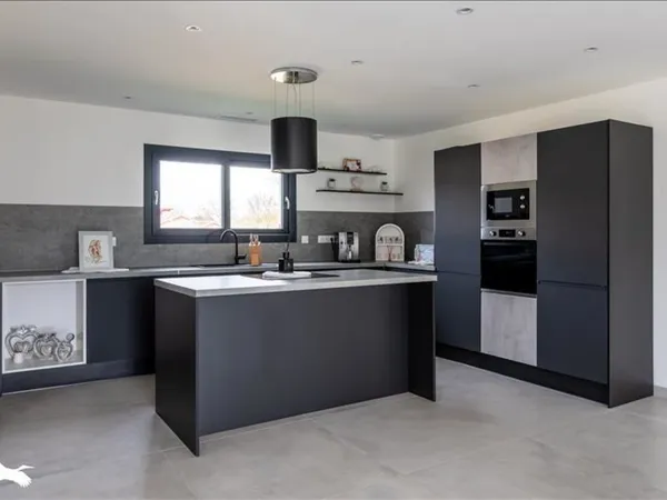 Contemporaine de 5 pièces principales 