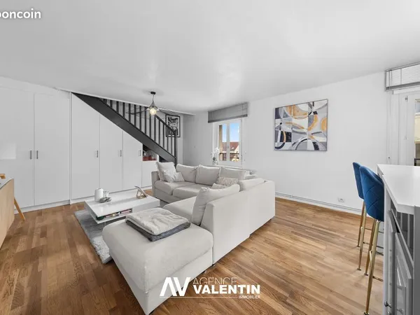 Duplex 6 pièces 112 m² 