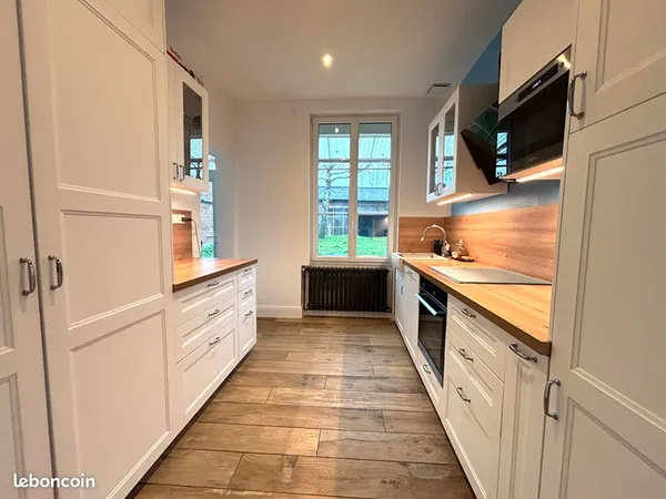 Maison 6 pièces 168 m² 
