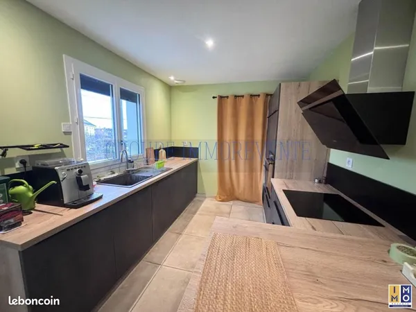 Maison 5 pièces 96 m² 