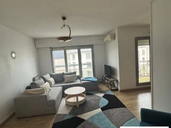 Loue T3 - 55m² - Montrouge 92120 