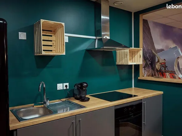 Studio 1 pièce 17 m² 