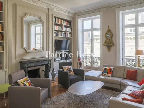 Hôtel particulier 16 pièces 468 m² 