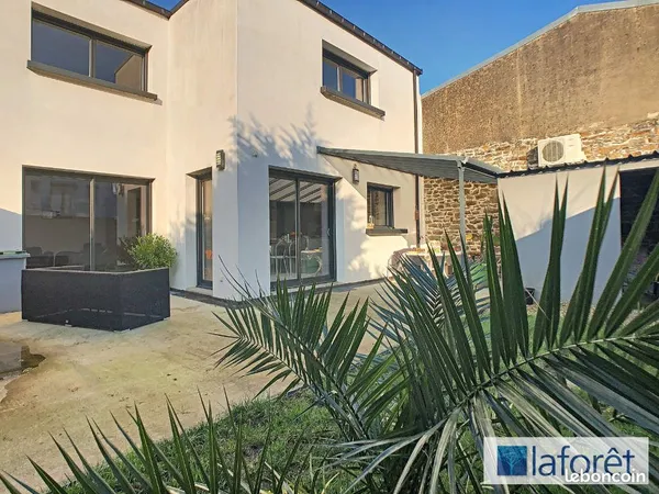 Maison 6 pièces 169 m² 