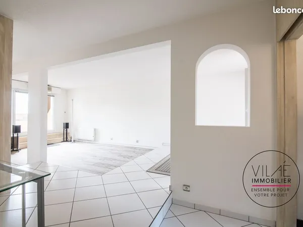 Triplex 6 pièces 110 m² 