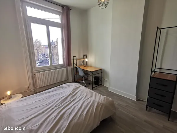 Chambre 5 pièces 11 m² 