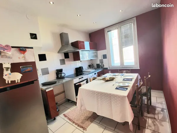 T3 rénové, meublé de 60m2, proche Montchat 