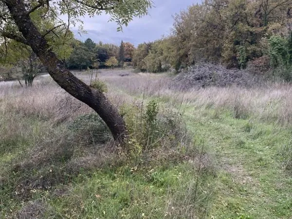 Terrain 900 m² Aups 
