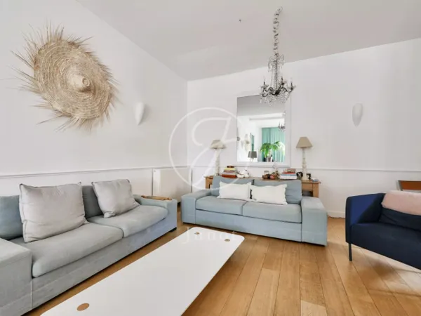 Versailles - SAINT-LOUIS - Loft à vendre - 3 chambres - 104,44 m 