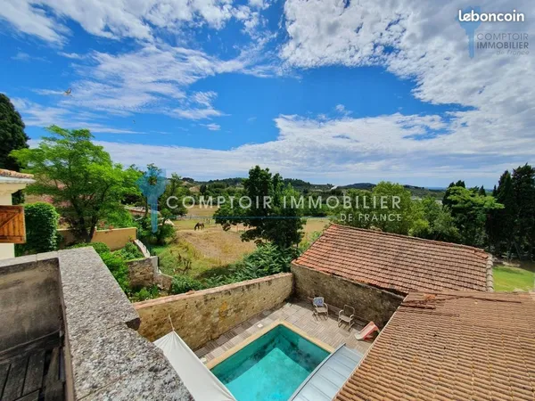 Propriété 10 pièces 270 m² 