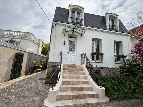 Maison 6 pièces 132 m² 