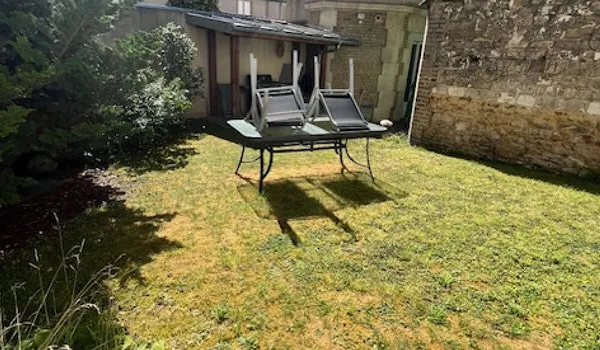 Immeuble 12 pièces 257 m² 