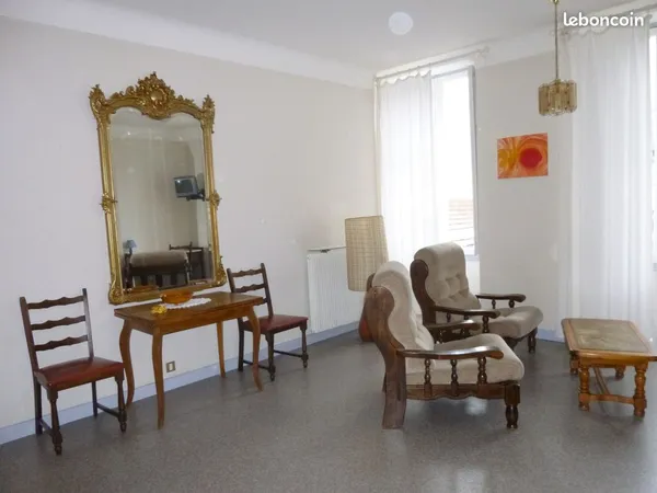 Loue studio meuble 