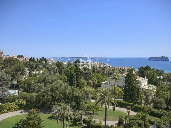 Cannes Croix des Gardes - Appartement d'Exception - Duplex en De 