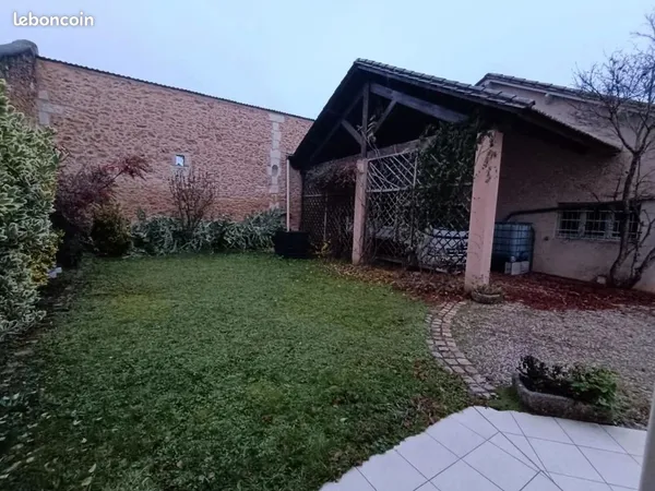 Maison 4 pièces 206 m² 