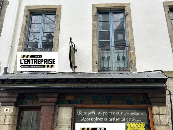 Local commercial 94 m² QUIMPER 
