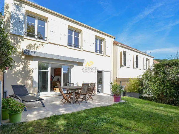Maison 6 pièces 108 m² 