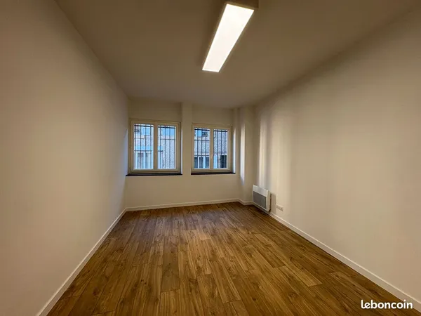 Santé 16 m² LE PUY EN VELAY 