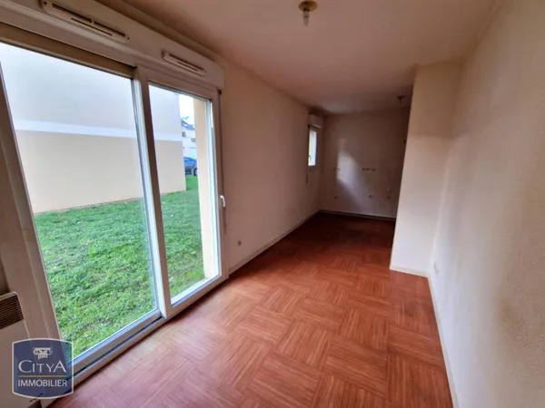Studio 1 pièce 23 m² 