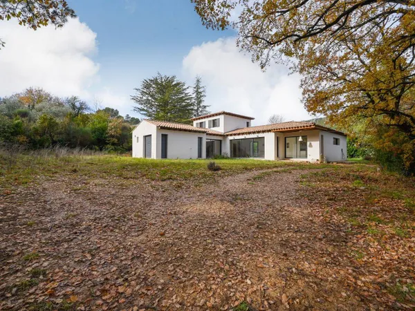 Villa 6 pièces 160 m² 
