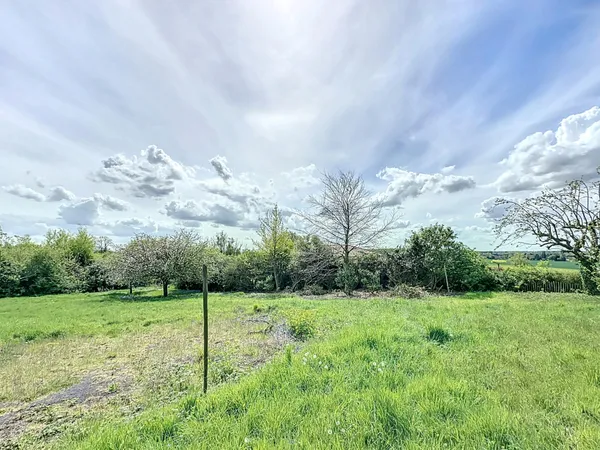 Terrain 1630 m² 