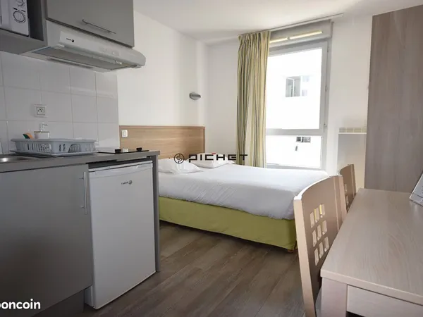 Appartement 1 pièce 19 m² 