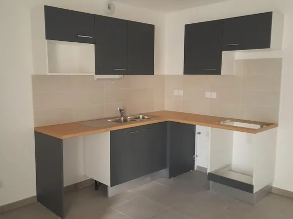 Appartement 4 pièces 77 m² 