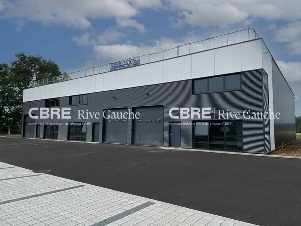 Bureau 780 m² 