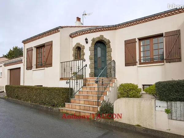 Maison 4 pièces 117 m² 