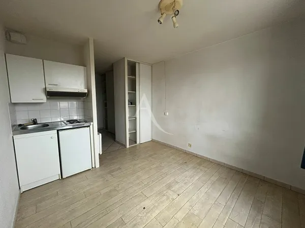 Appartement Saint Nazaire 1 pièce(s) 18.12 m2 