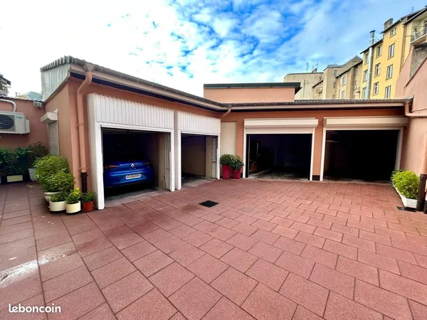 Parking/box 11 m² Metz 