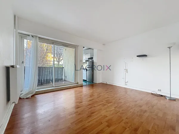 Studio 1 pièce 26 m² 