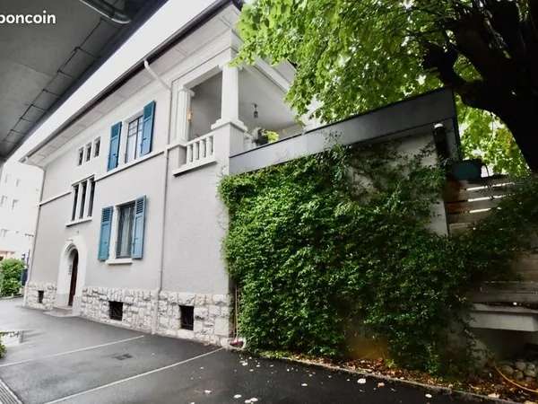 Duplex 4 pièces 120 m² 