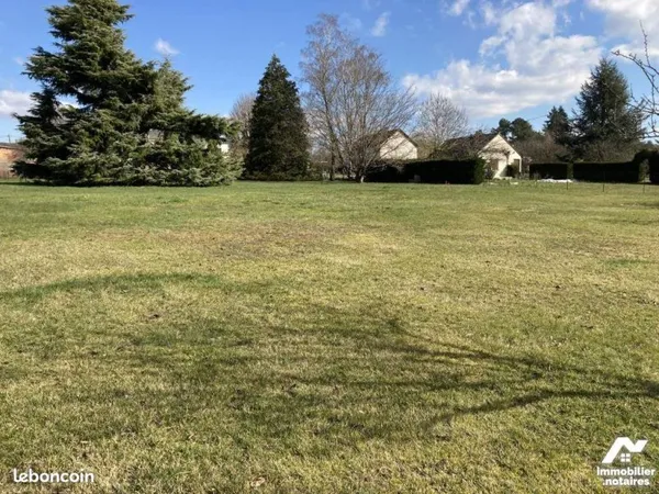 Terrain 830 m² GENILLE