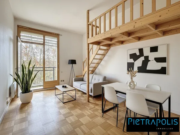 Studio avec salle de bain et kitchenette en face du lycée du pa 