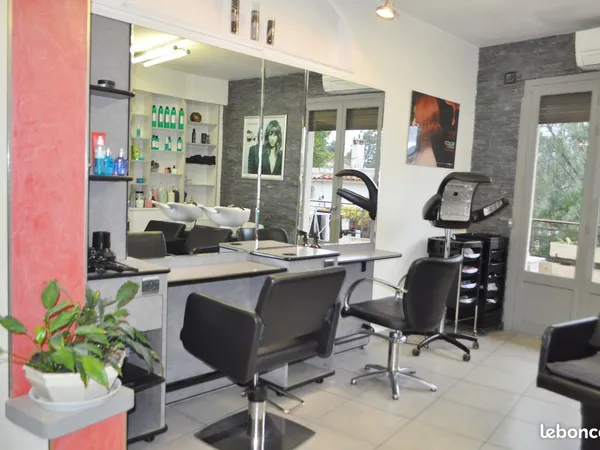 Salon de Coiffure 