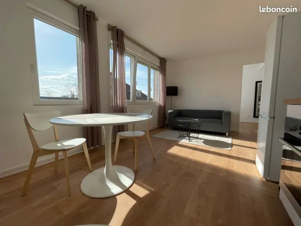 Appartement T2 meublé + box sécurisé 
