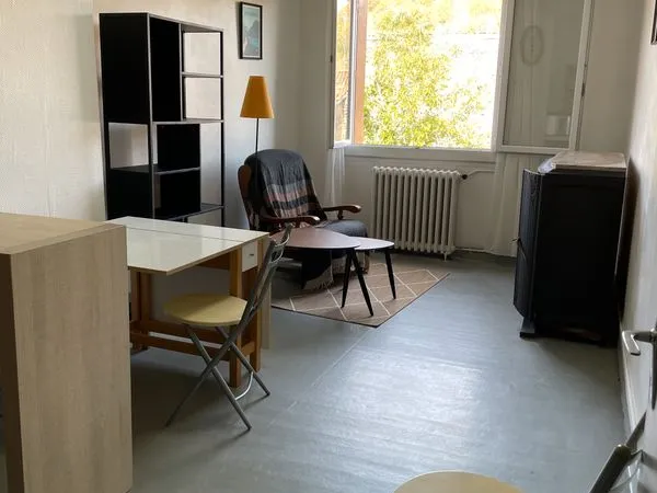 Apparemment meuble 