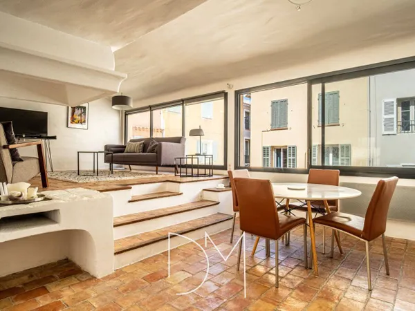 Loft 4 pièces 87 m² 
