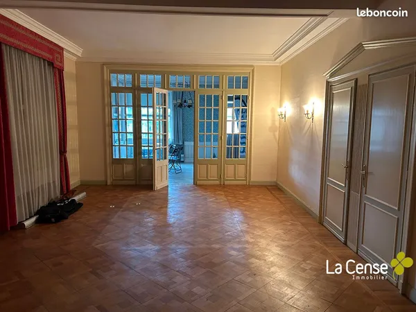 Maison 12 pièces 440 m² 