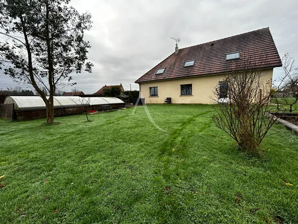 Maison d'exception 215 m² au sol !!! 4 chambres, dont une suite parentale avec balcon et piscine 