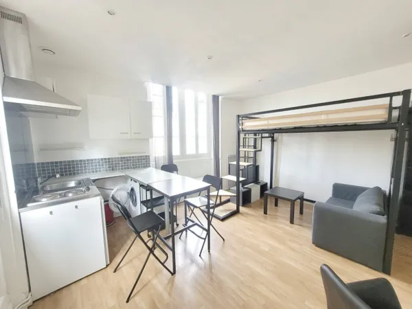 Appartement 1 pièce 27 m² 