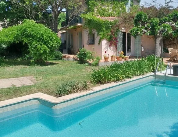 Maison 5 pièces 197 m² 