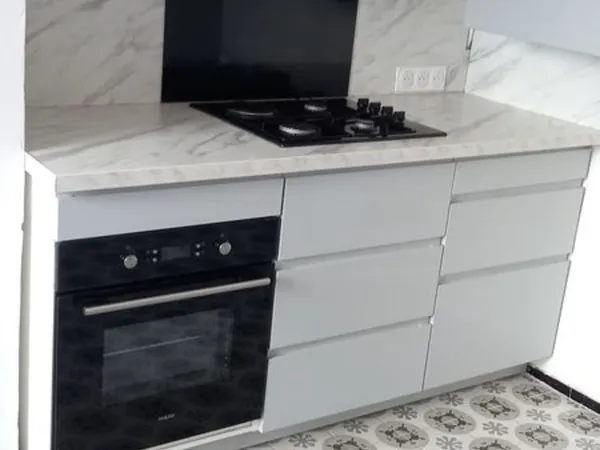 43M2 Centre ville RDC surélevé 