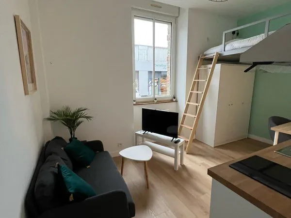 Studio rénové meublé 15m2 
