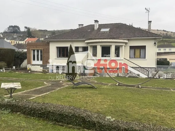 Eu : A saisir rapidement: Pavillon plain pied 5 chambres 