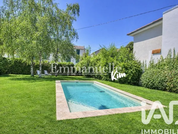 Vente Maison/villa 10 pièces 