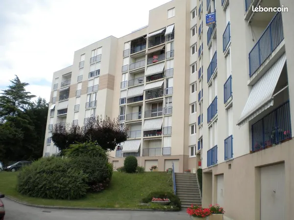 Loue grand T1 dans résidence sécurisée 