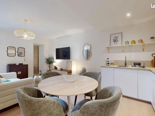 Appartement 5 pièces 77 m² 
